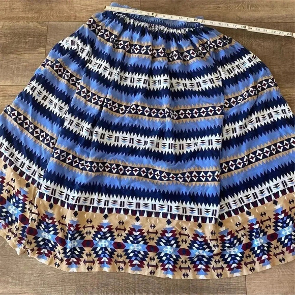 Unbranded Dresses & Skirts - Vintage Southwestern Aztec Print Midi Skirt Women's Size L Multicolor western